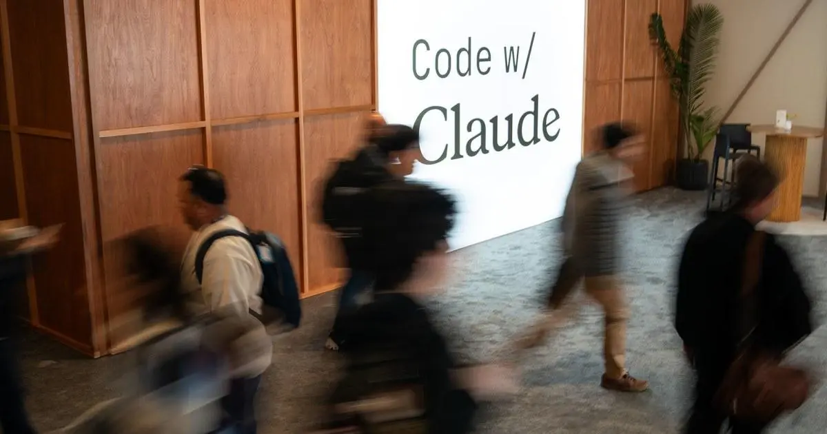 Anthropic đưa trợ lý AI Claude Cowork lên đám mây