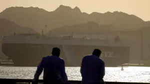 Giá dầu giảm khi Hoa Kỳ và Iran tạm ngừng tấn công để dành ‘không gian’ cho ngoại giao