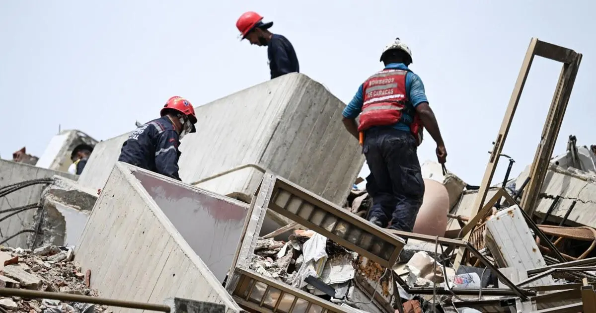 Venezuela: Số người chết vì động đất vượt 3.500, người sống sót tìm thân nhân mất tích