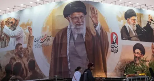 Tổng thống Trump cho biết Hoa Kỳ đã đồng ý tiếp tục đàm phán với Iran, nhưng lệnh ngừng bắn đã kết thúc