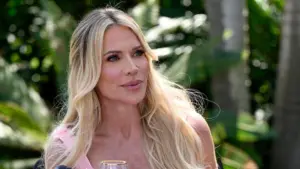 Ngôi sao ‘The Real Housewives’ cho biết con trai liên quan đến vụ cháy bụi ở California