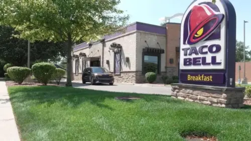 Taco Bell Phản Hồi Về Tin Đồn Điều Tra Ký Sinh Trùng Đường Ruột
