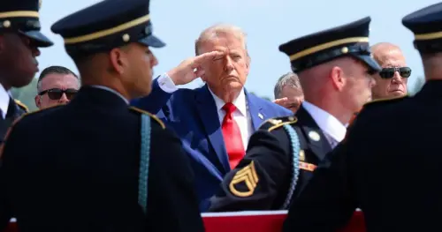 Hạ Viện Hoa Kỳ bỏ phiếu chấm dứt chiến tranh Iran, nhưng Thượng Viện để Tổng Thống Donald Trump tiếp tục