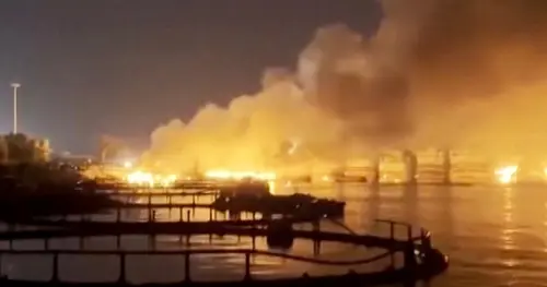 Hoa Kỳ và Iran trao đổi tấn công dữ dội sau khi Tổng Thống Trump tuyên bố ngừng bắn ‘kết thúc’