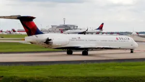 Máy bay Delta suýt va chạm tại Sân bay Atlanta
