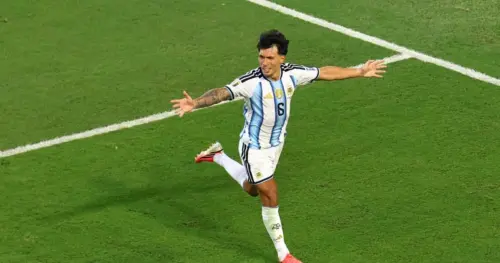 Lisandro Martínez: “Chúng tôi sẵn sàng cho mọi thứ, cần phải chứng tỏ bản thân”