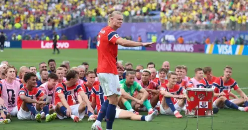Noruega Ăn mừng chiến thắng lịch sử, lọt vào tứ kết sau khi loại Brazil