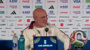 Luis de la Fuente: “Tôi ngưỡng mộ cách làm bóng đá của Scaloni và ông ấy là một người tuyệt vời”
