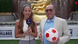 Telemundo Deportes kỷ niệm di sản ‘Khoảnh Khắc Của Bạn, Pha Bóng Của Bạn’ từ Rockefeller Center