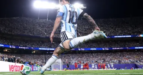 Lionel Messi vs. Thụy Sĩ: Toàn cảnh mọi pha bóng