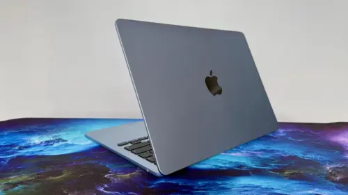 Apple Tăng Giá Máy Mac, Có Thể Sẽ Cho Thuê
