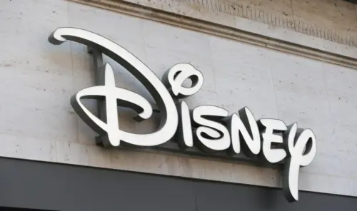 Khách hàng YouTube TV và DirecTV có thể nhận tiền bồi thường từ Disney