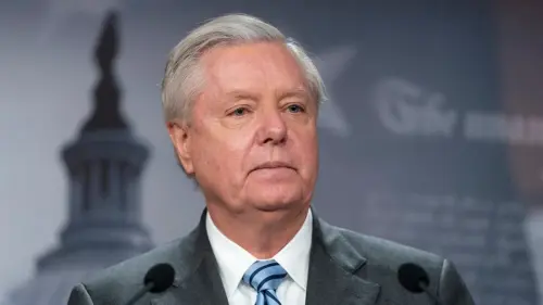 Thượng Nghị Sĩ Lindsey Graham qua đời ở tuổi 71 vì bệnh tật đột ngột