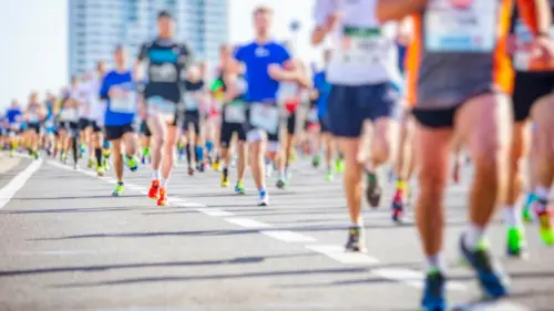 Hơn 30.000 Vận Động Viên Hoàn Thành Giải Marathon San Francisco Lần Thứ 49