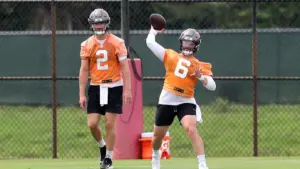 Baker Mayfield đối mặt với hạn chót tự đặt ra, có khả năng bước vào mùa giải mà không có hợp đồng mới với Buccaneers