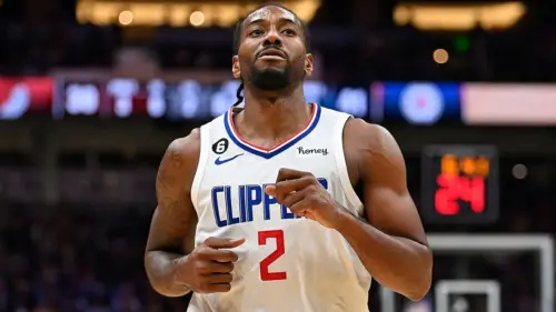 Thương vụ Kawhi Leonard sang Toronto Raptors bị tạm dừng vì NBA điều tra cáo buộc vượt trần lương