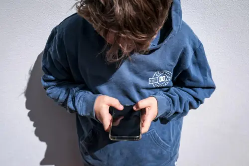 Cách chặn công cụ tạo ảnh AI của Meta sử dụng ảnh Instagram của bạn