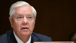Thượng Nghị Sĩ Lindsey Graham qua đời ở tuổi 71 sau cơn bạo bệnh