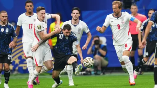 Tin cập nhật trực tiếp: Argentina và Anh đối đầu trong trận bán kết World Cup