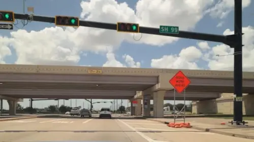 Tài xế phàn nàn giao lộ SH 99/FM 529 gây tốn tiền, Sở Giao thông Texas lên kế hoạch cải thiện