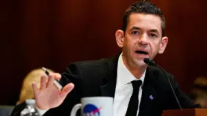 NASA xác nhận có hình ảnh UFO chưa giải thích