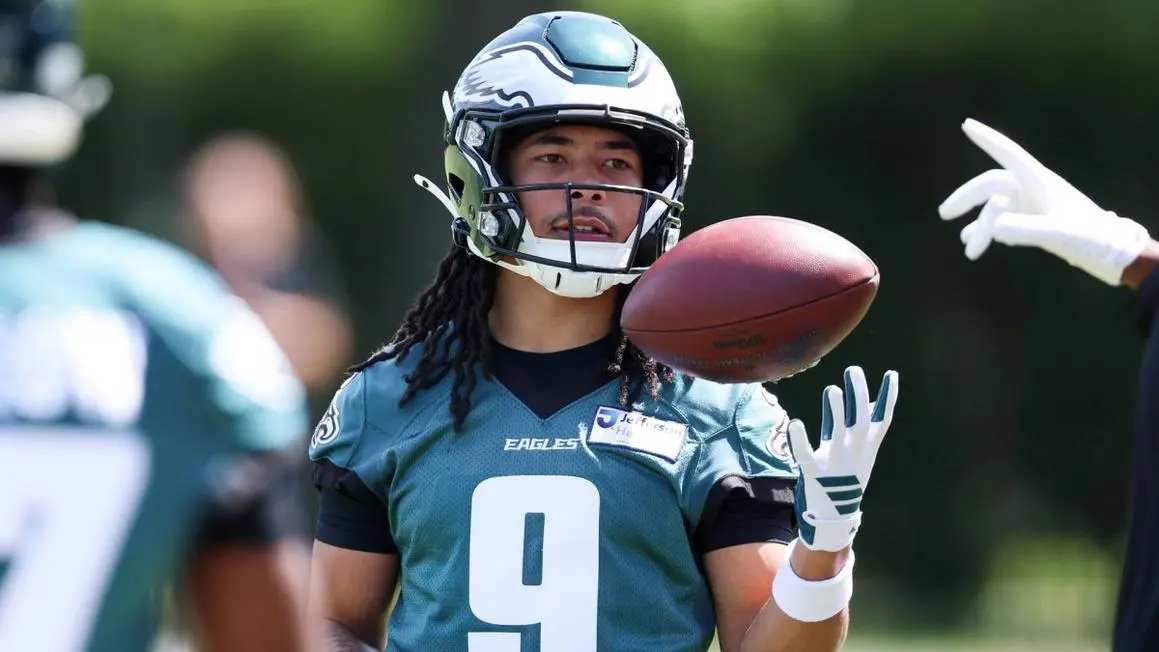 Phân tích cuộc đua vị trí của các vận động viên nhận bóng của Eagles năm 2026