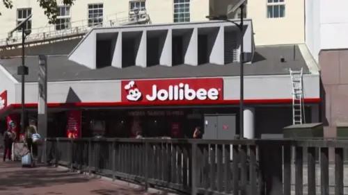 San Francisco Mở Cửa Hàng Jollibee Đầu Tiên Sau 6 Năm Chờ Đợi