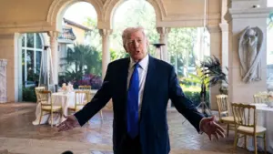Tổng Thống Donald Trump chấp nhận lời mời phỏng vấn của Jake Tapper