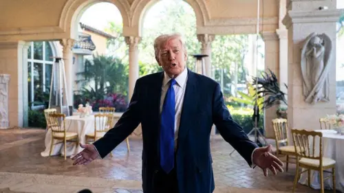 Tổng Thống Donald Trump chấp nhận lời mời phỏng vấn của Jake Tapper