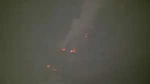 Cháy Zebra Fire tại Rừng Quốc gia Angeles gần Azusa