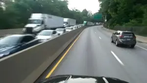 Tai nạn liên hoàn gây tắc nghẽn giao thông nghiêm trọng trên I-76 West ở Hạt Montgomery