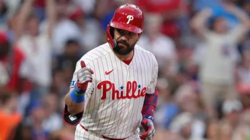 Kyle Schwarber sẽ cùng Bryce Harper tham gia Home Run Derby