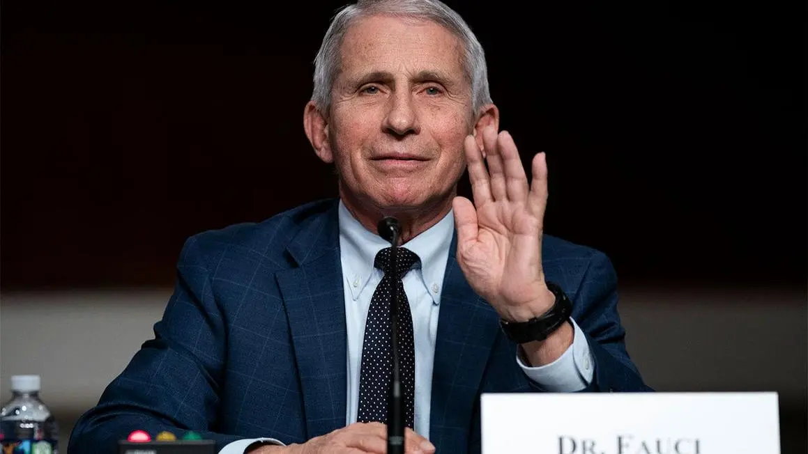 Nhật ký của Tiến sĩ Anthony Fauci gây xôn xao mạng xã hội, bị chỉ trích vì hành vi và ám ảnh nổi tiếng