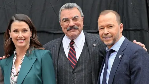 Tom Selleck: Dàn diễn viên ‘Blue Bloods’ hy sinh lương để cứu show trước khi bị hủy