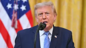 Tổng thống Donald Trump nêu 7 điểm chính về sự mong manh của hệ thống bầu cử Hoa Kỳ