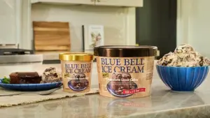 Blue Bell Ra Mắt Hương Vị Kem Mới: Chocolate Lava Cake