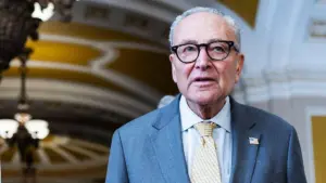 Đảng Cộng hòa chặn nỗ lực của ông Schumer về việc ngừng tài trợ cho Không lực Một của Tổng thống Donald Trump