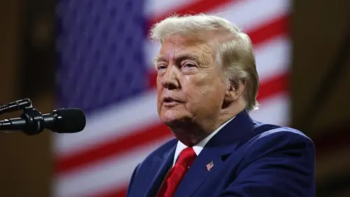 Tổng Thống Trump Sẽ Đặt Thuế Quan Đối Với 60 Đối Tác Thương Mại