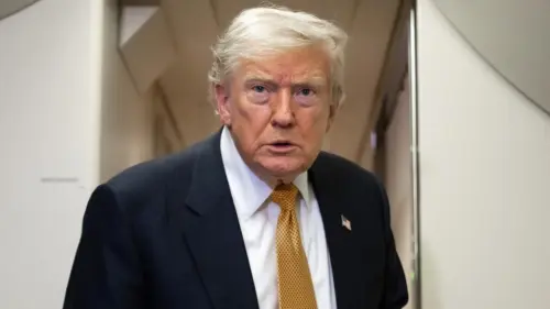 Tổng Thống Trump Sẽ Không Ký Dự Luật Nhà Ở Lưỡng Đảng