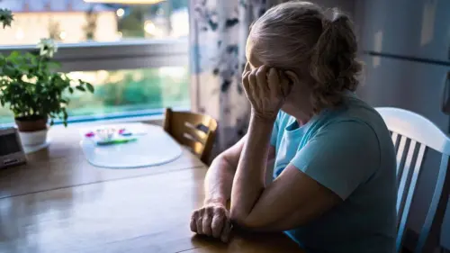 Bệnh Alzheimer: Hy vọng từ các liệu pháp mới cho người bệnh