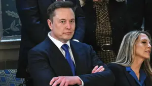 Elon Musk đáp trả phóng viên: Truyền thông bị ghét hơn tôi
