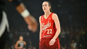 Giám đốc NBA Adam Silver thúc ép Ủy WNBA đình chỉ Alyssa Thomas sau pha phạm lỗi với Caitlin Clark