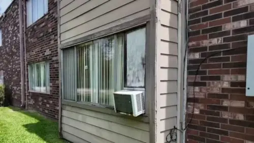 Cư dân Houston chật vật với sức nóng mùa hè do điều hòa hỏng