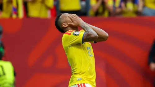 Liên đoàn Bóng đá Colombia yêu cầu điều tra sau khi cầu thủ ngôi sao nhận lời đe dọa tính mạng