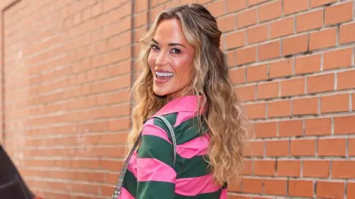 Jena Sims, Ray Lewis và những câu chuyện bên lề sân cỏ tuần qua