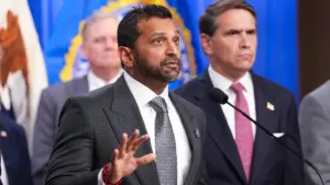 FBI Điều Tra Vụ Xả Súng Ở Tucson, Lực Lượng Hoa Kỳ Tăng Cường Đánh Iran