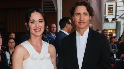 Katy Perry và Justin Trudeau cùng nhau nhảy chúc may mắn trong video TikTok mới