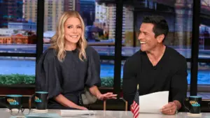 Kelly Ripa Phẫu Thuật Miệng, Mất Khả Năng Nói