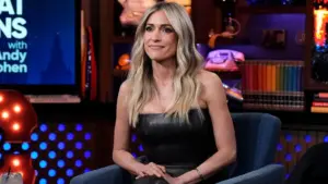 Kristin Cavallari: Con cái bay khoang thường, mẹ ngồi khoang nhất