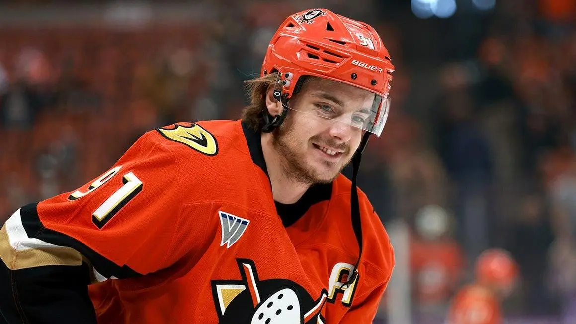 Ngôi sao NHL cho rằng ký hợp đồng với Leo Carlsson với mức kỷ lục 18 triệu USD/năm có thể là một món hời